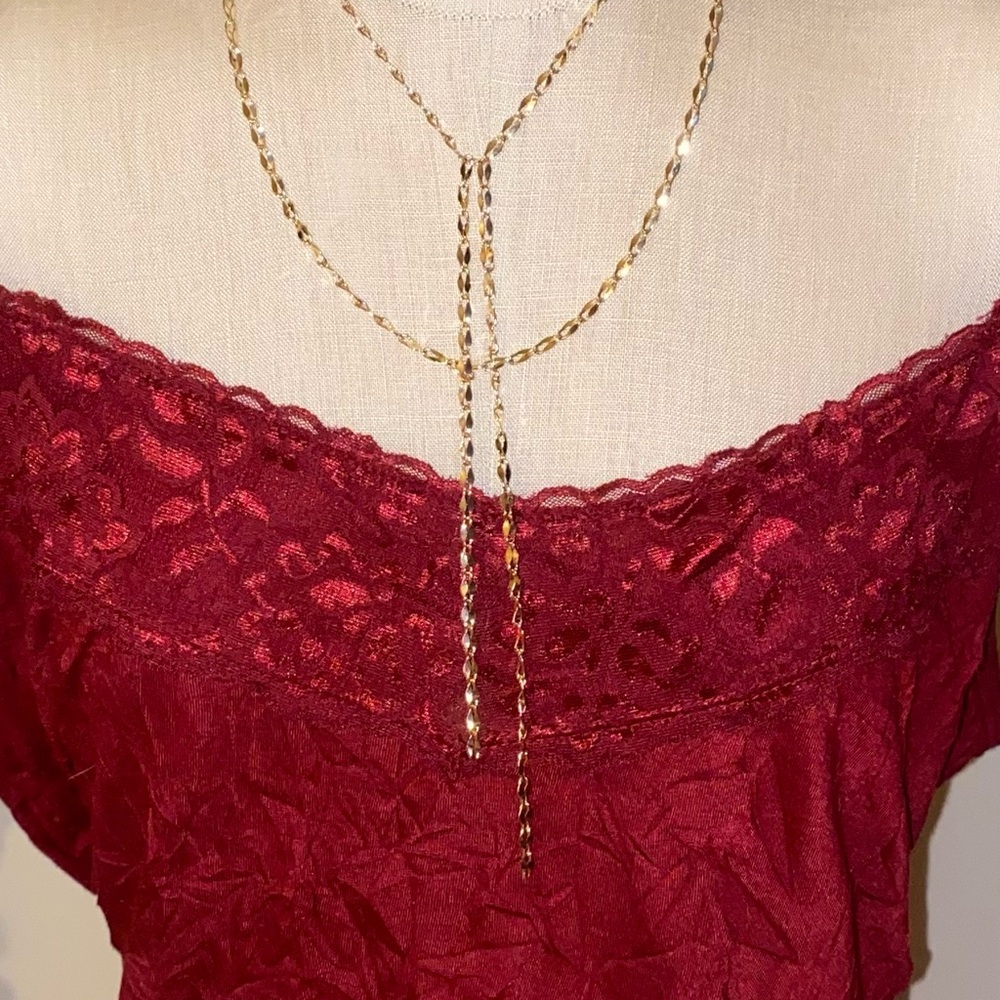 Elegant “Express” Lariat Gold Tone 
Necklace